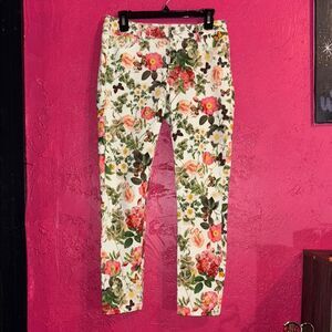 Stunning Boston Proper pants. Floral with butterflies print. Sz 6. cottagecore